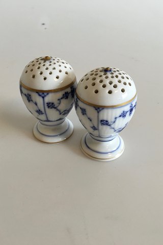 Royal Copenhagen Blue Fluted Plain with gold Salt and Pepper Shakers