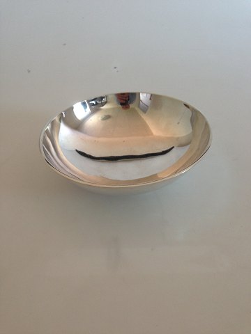 Hans Hansen Sterling Silver Bowl Designed by Karl Gustav Hansen No 406