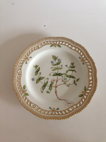 Royal Copenhagen Flora Danica Dinner Plate with pierced border 20/3553