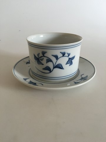 Royal Copenhagen Noblesse Gravy Bowl with under plate No 15126