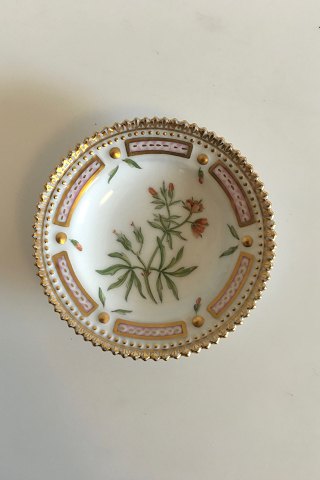 Royal Copenhagen Flora Danica Caviar Plate No 20/3501