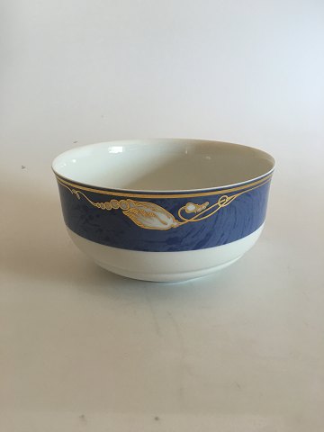 Royal Copenhagen Blue Magnolia Medium Serving Bowl No 578