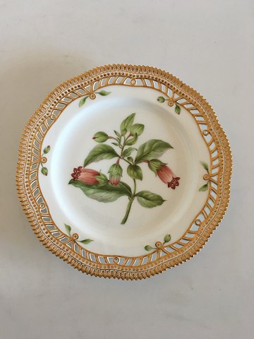 Royal Copenhagen Flora Danica Luncheon Plate with Pierced Border No 3554