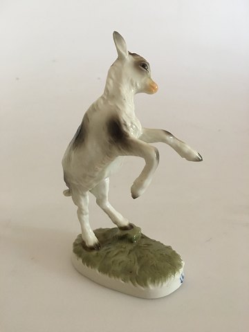 Nymphenburg Neuhauser Figurine of Goat No. 607