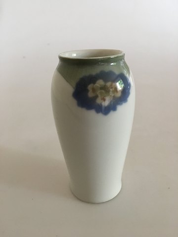 Bing & Grondahl Art Nouveau Vase No. 6956/908