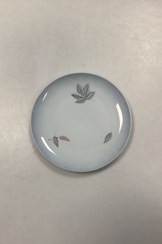 Bing and Grondahl Fall Foilage Salad Plate No. 27