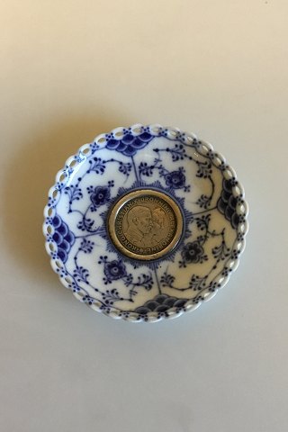 Royal Copenhagen Blue Fluted Full Lace Candle Drip Cup with 2-Crown coin with 
Christian X and Queen Alexandrine, 1923. No 1009