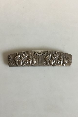 Hand Comb with silver holder with motif in relief