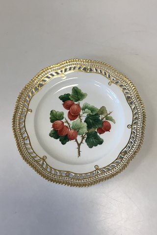 Royal Copenhagen Flora Danica Fruit Plate No 429/3554