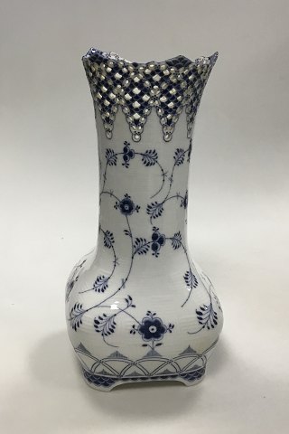 Royal Copenhagen BlueFluted Full lace Large Vase No 1166