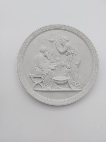 Royal Copenhagen bisquit plate "Old age and winter" 20. årh. (no. 119)