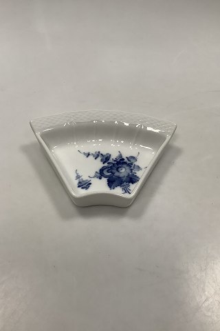 Royal Copenhagen Blue Flower Curved Bowl No 1884
