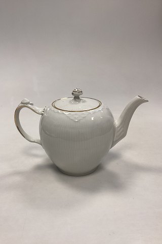Royal Copenhagen Tradition White Half Lace w. Gold Tea Pot No. 611