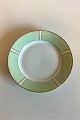 Bing & Grondahl Service with green decoration with gold on form 507(Herregaard) 
Dinner Plate No 25