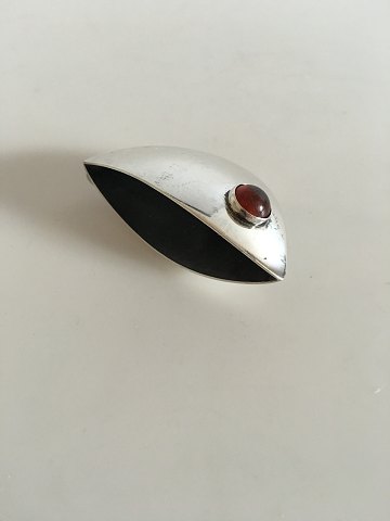 N.E. From Pendent in Sterling Silver with Stone
