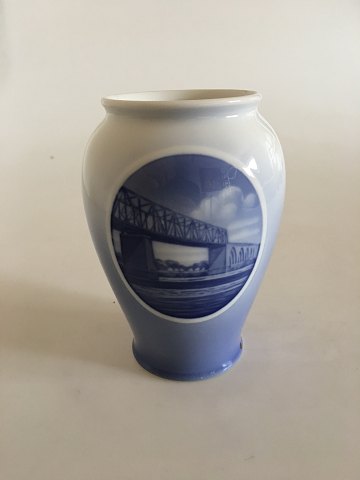 Royal Copenhagen Rundskue Vase from 1935