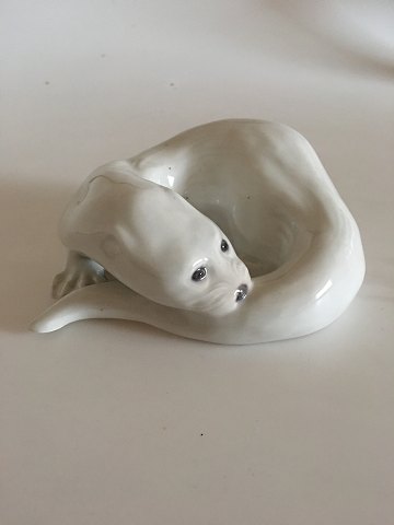 Royal Copenhagen Figurine Otter biting its tail No 776