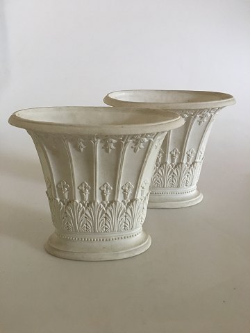 Royal Copenhagen Pair of Empire vases by Hetsch 1820-1850