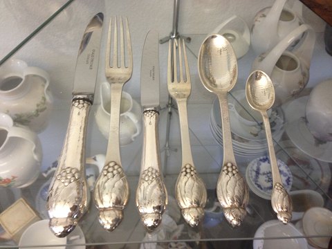 Evald Nielsen Silver Flatware Service No 6 with mostly early pieces from the 
1920s  36 pieces