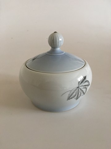 Bing & Grondahl Falling Leaves Sugar Bowl with lid No 94