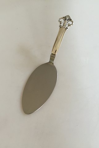 Cohr Layered Cake Server with silver handle