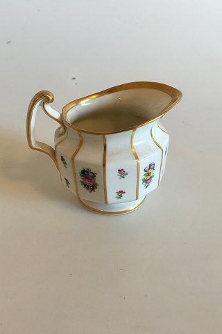 Royal Copenhagen Henriette Creamer No 8564