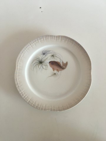 Royal Copenhagen Skærsommernatsdrøm Fish Plate No 42/9520