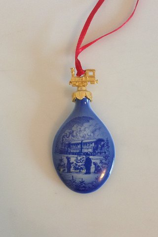 Royal Copenhagen Drop Ornament 2004