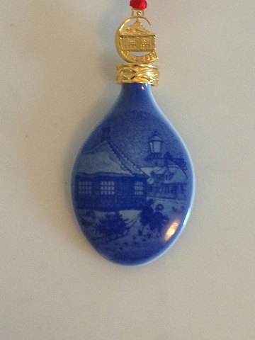 Royal Copenhagen Drop Ornament 2005