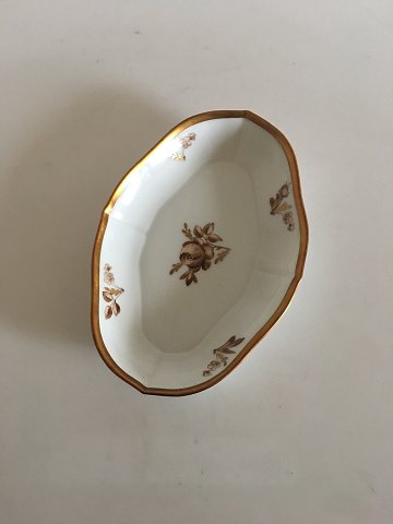 Royal Copenhagen Brown Rose Oval Asiet No 9026