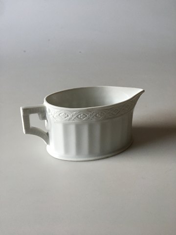 Royal Copenhagen White Fan Creamer No 11541