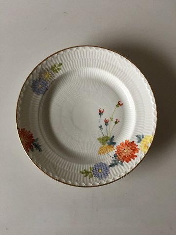 Royal Copenhagen No 93. White Half Lace w. Flowers and Gold Luncheon Plate
