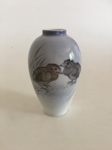 Royal Copenhagen Vase with Bird Motif No 1935/47B