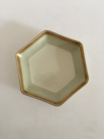 Royal Copenhagen "Dagmar" Dish No. 9784