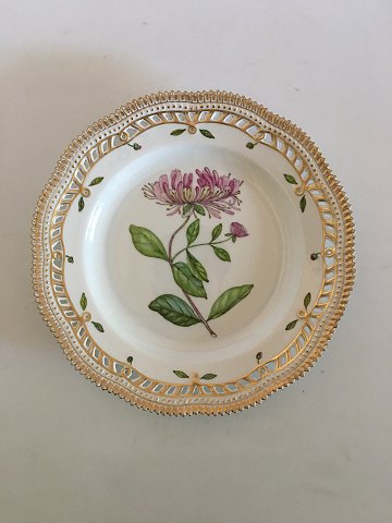 Royal Copenhagen Flora Danica Dinner Plate No. 3553 with Pierced Border