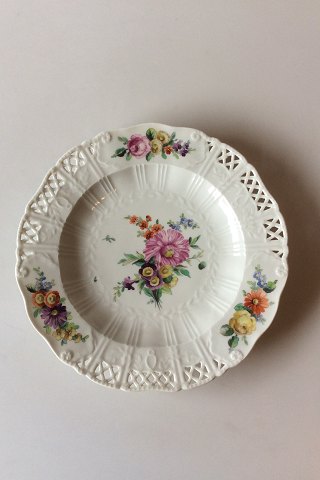 Royal Copenhagen Saxon Flower Dinner-/Fruit Plate Premium model with pierced 
border