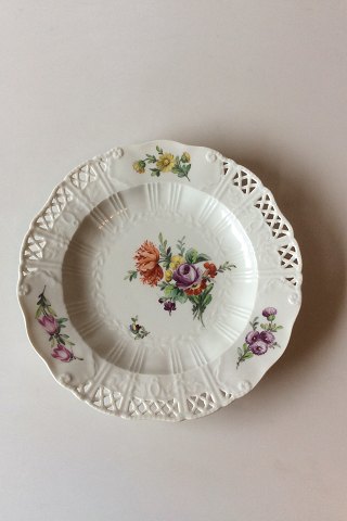 Royal Copenhagen Saxon Flower Dinner-/Fruit Plate Premium model with pierced 
border