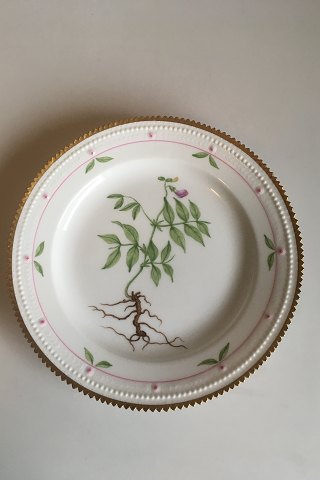 Royal Copenhagen Flora Danica Lunch Plate No 735/3550