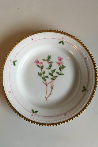 Royal Copenhagen Flora Danica Cake Plate No 735/3551