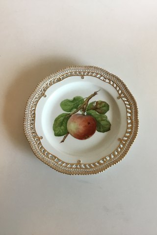 Royal Copenhagen Flora Danica Fruit Plate No 429/3554