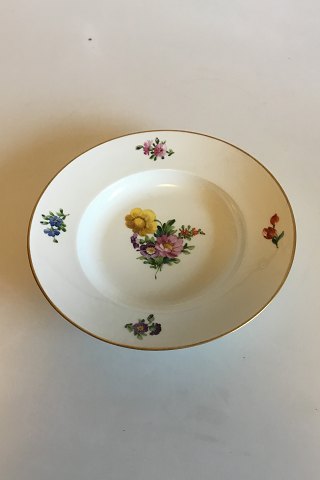 Royal Copenhagen Saxon Flower, Plain Deep Plate No 493/10515