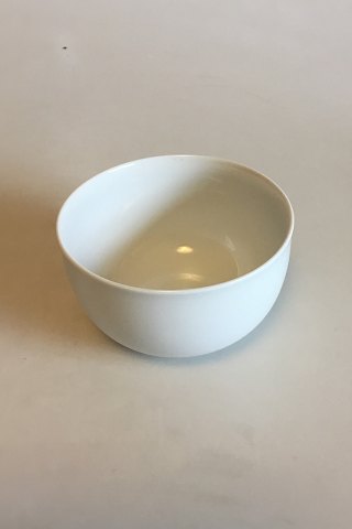 Royal Copenhagen Alev Siesbye, White/Leda Bowl No 574