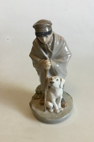 Royal Copenhagen Figurine Shepherd with dog No 782