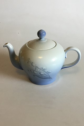 Bing & Grondahl Lily of the Valley Tea Pot No 654