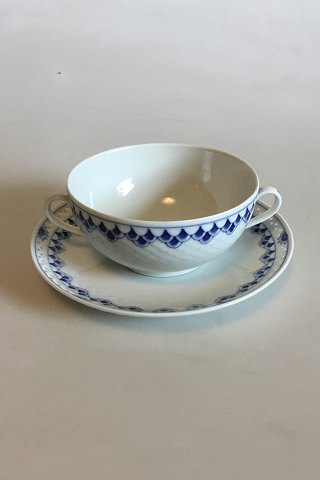 Bing & Grondahl Kronberg with pierced border Bouillon Cup with Saucer No 481