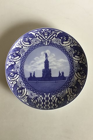 Royal Copenhagen Commemorative Plate from 1911 RC-CM121