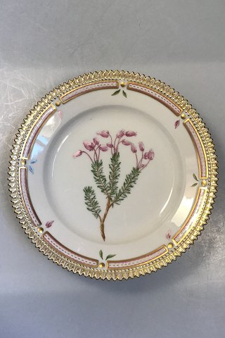 Royal Copenhagen Flora Danica Dessert Plate No 20/3551