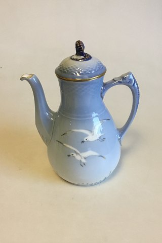 Bing & Grondahl Seagull with Gold Coffee Pot No 91 A