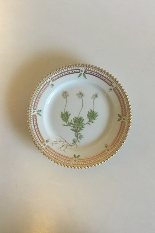 Royal Copenhagen Flora Danica Cake Plate No 20/3552