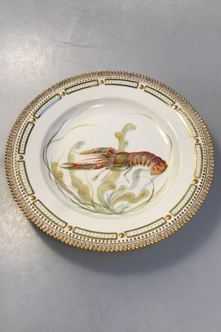 Royal Copenhagen Flora Danica Fish Plate No 20/3549